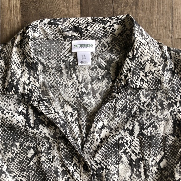 Motherhood Maternity Black and White Snake Print Dress L - Picture 4 of 10